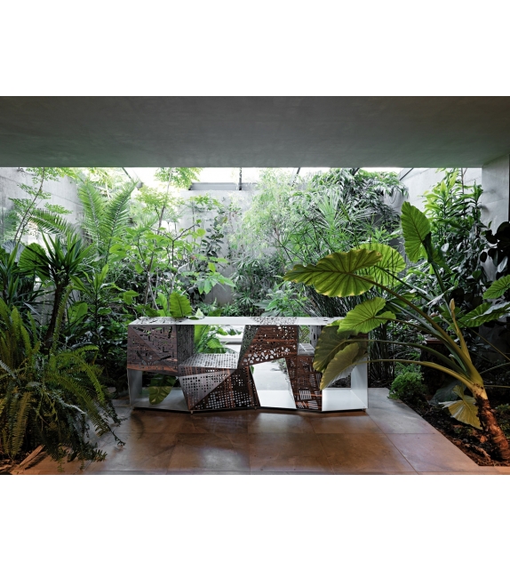 Riddled Buffet Horm Aparador