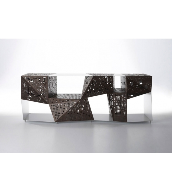 Riddled Buffet Horm Bahut