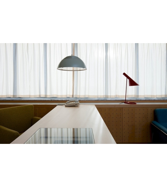 AJ Royal Louis Poulsen Suspension