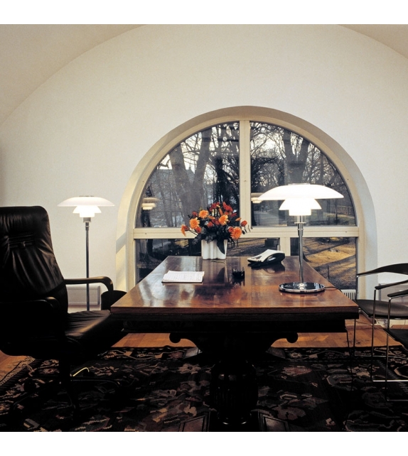 PH 4½-3½ Louis Poulsen Table Lamp