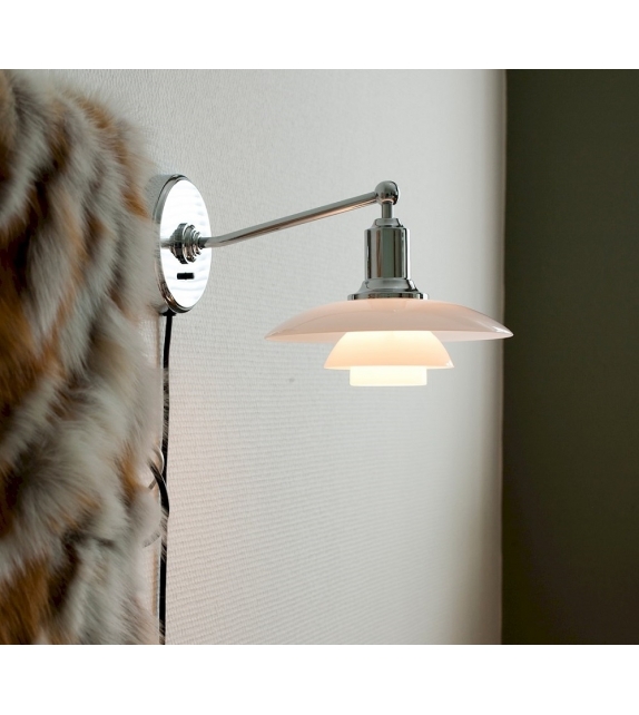 PH 2/1 Louis Poulsen Wall Lamp