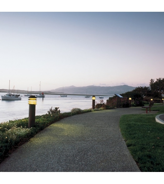 Bysted Louis Poulsen Stehleuchte