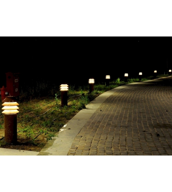 Bysted Louis Poulsen Lampadaire