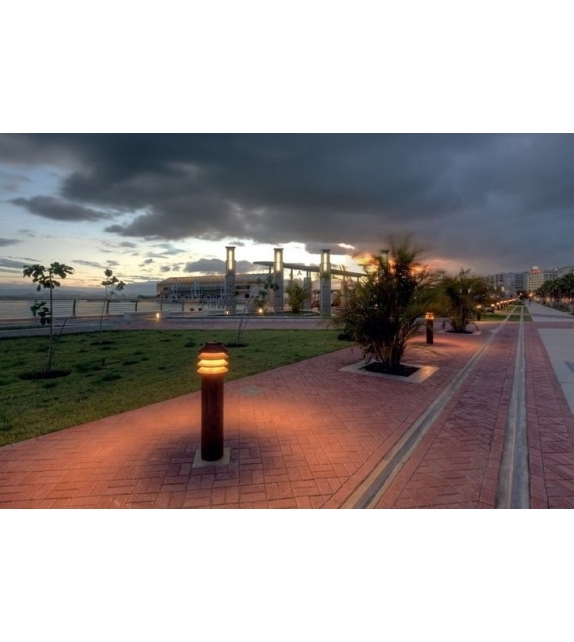 Bysted Louis Poulsen Stehleuchte