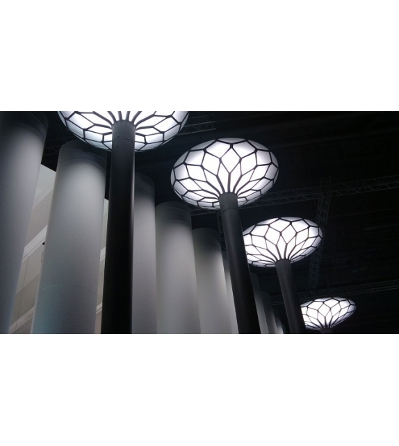 LP Nest Louis Poulsen Stehleuchte