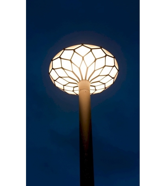LP Nest Louis Poulsen Lampadaire