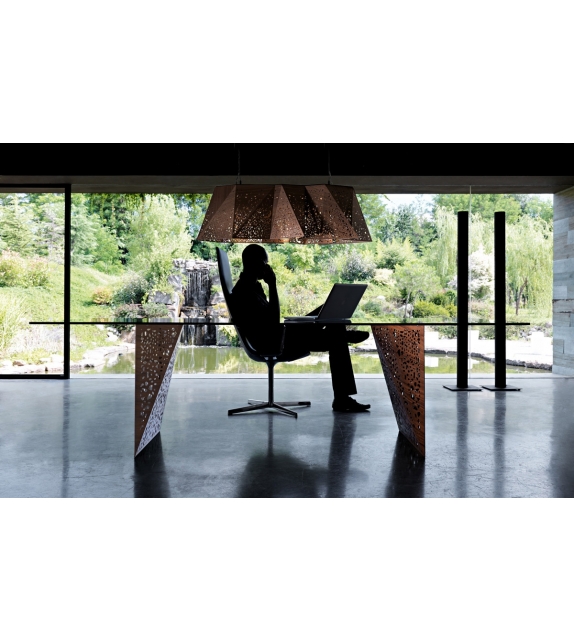 Riddled Table Horm Mesa