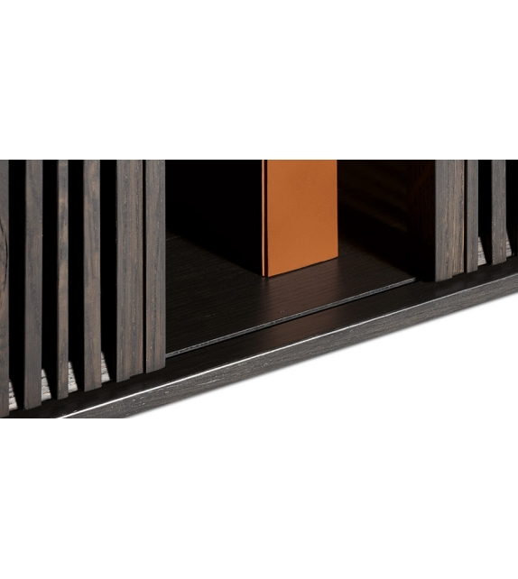 Lloyd Poltrona Frau Bahut