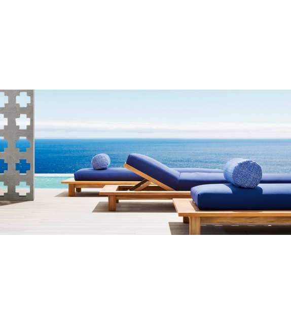 InOut 82 RR Gervasoni Bain De Soleil