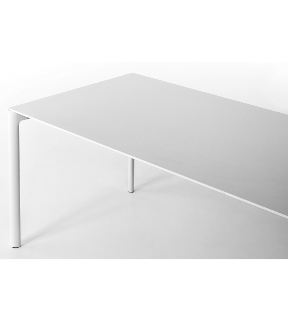 Maki Kristalia Table