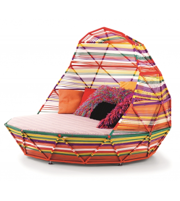 Tropicalia Moroso Day Bed