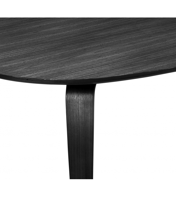 Dining Ellipse Gubi Tisch