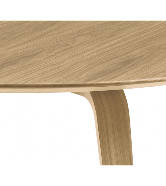 Dining Round Gubi Table