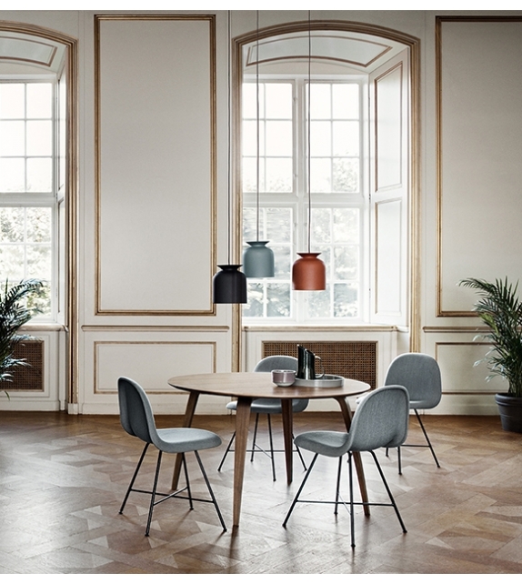 Dining Round Gubi Table