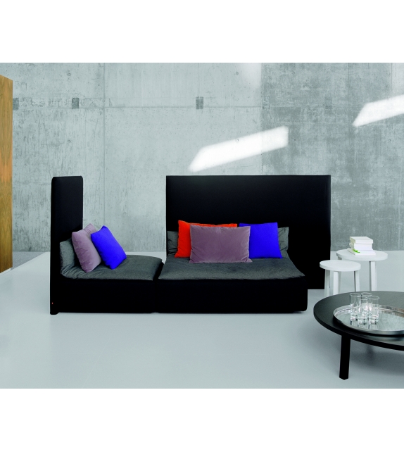 PA05 Leila E15 Couchtisch