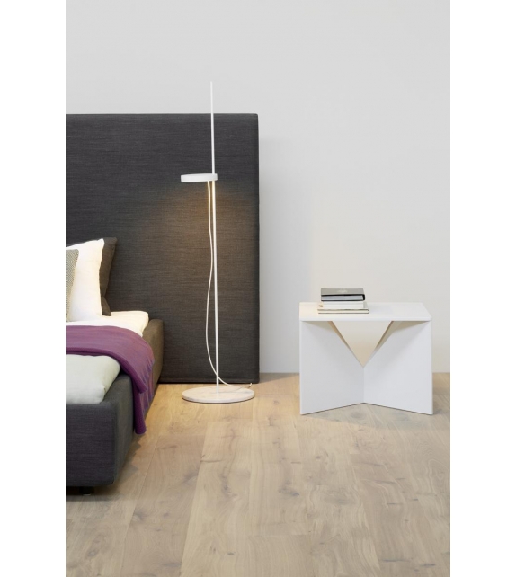 FK04 Calvert E15 Couchtisch