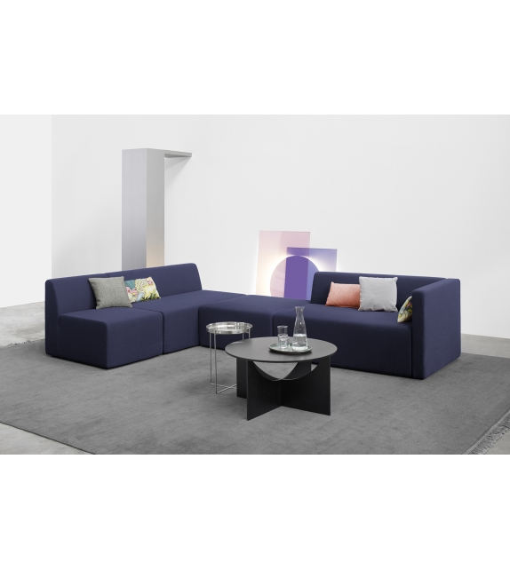 FK05 Charlotte E15 Couchtisch