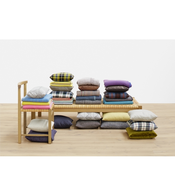 FK01 Theban E15 Coffee Table