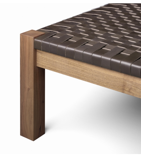 FK01 Theban E15 Couchtisch