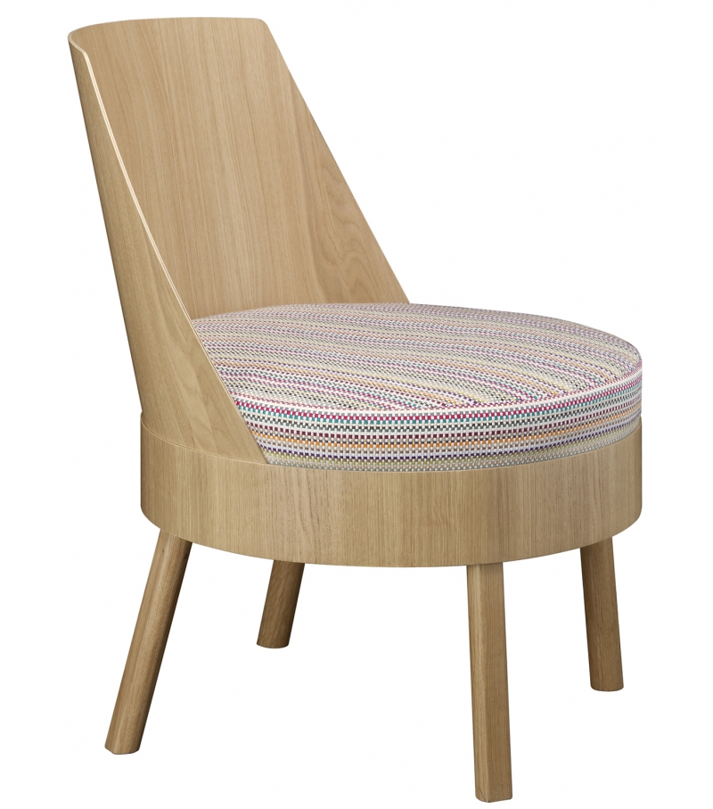 EC02 Bessy E15 Armchair