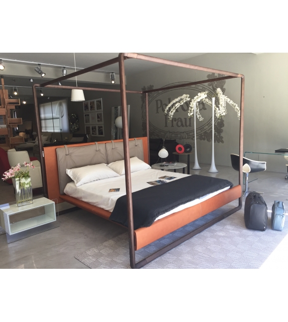 Volare Cama Poltrona Frau