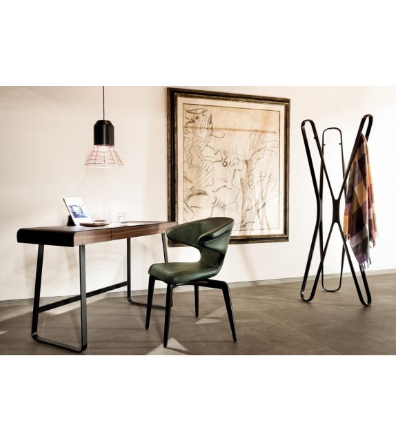 Saturn ClassiCon Coat Stand