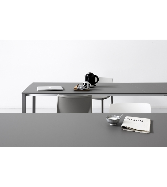 Be-Easy Kristalia Table