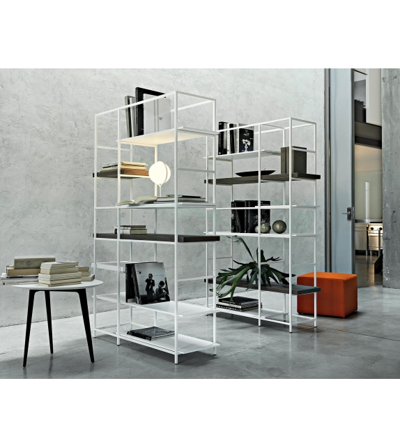 Plain Lema Bücherregal