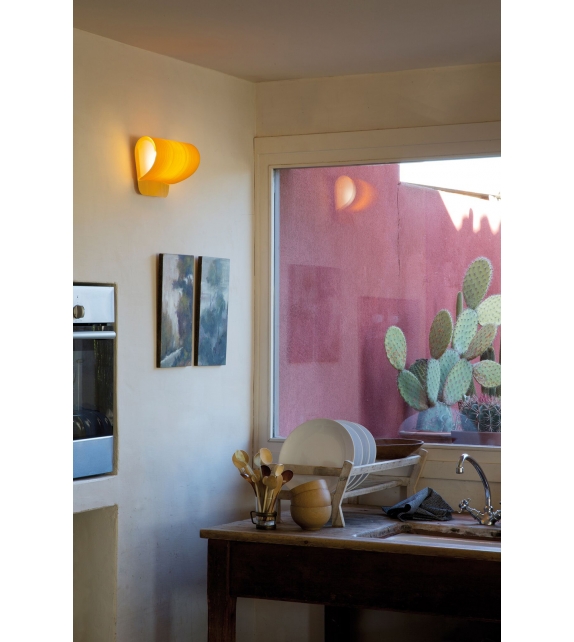 Pleg A LZF Wall Lamp