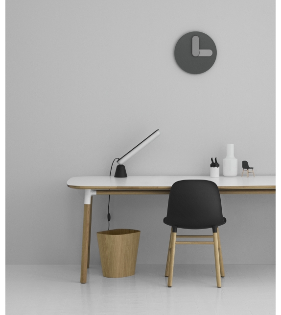 Acrobat Normann Copenhagen Tischleuchte