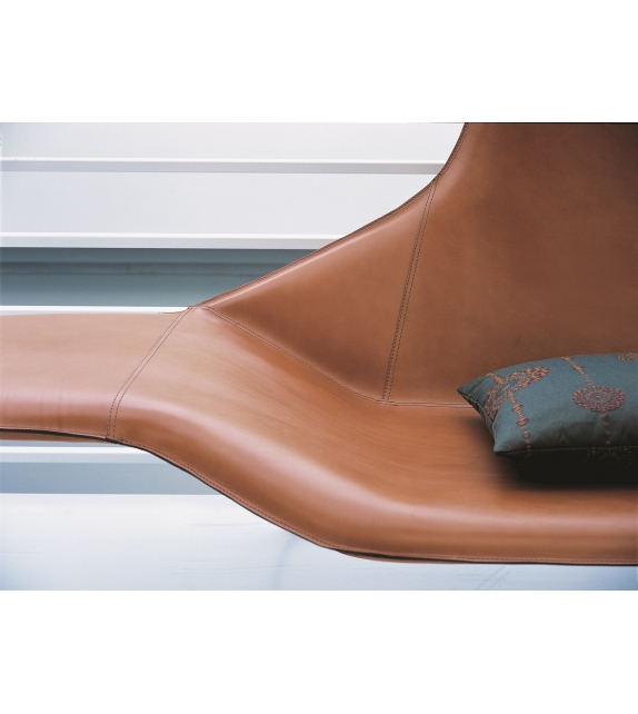 921 Lama Zanotta Chaise Longue