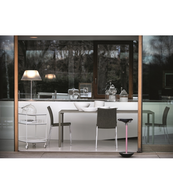 2086 Lia Zanotta Chaise