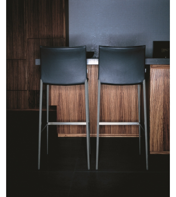 2291 Lio Zanotta Hocker