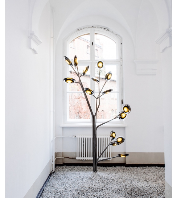 16. 20 Hawthorne Bocci Lampe Extérieure