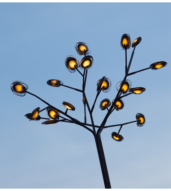 16. 20 Hawthorne Bocci Lampada Outdoor