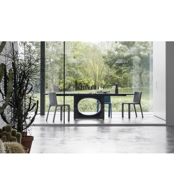 Holo Kristalia Table