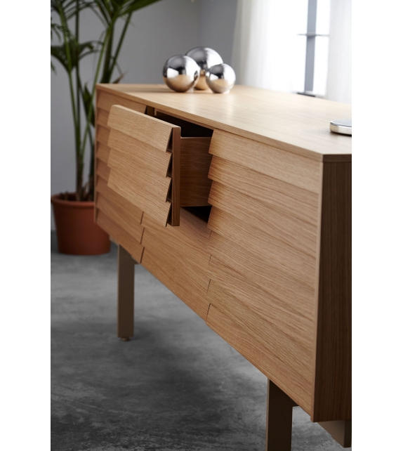 Sussex Punt Sideboard