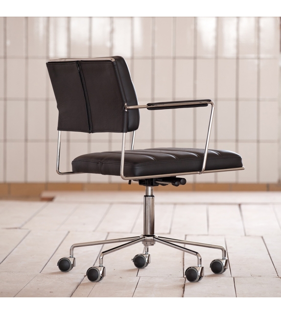 Time Chair OneCollection Chaise