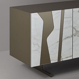 Rami_ Combinazione 2 (Struttura esterna legno bronzo, ante Ceramica Calacatta Macchia Vecchia e specchio bronzo, base bronzo)