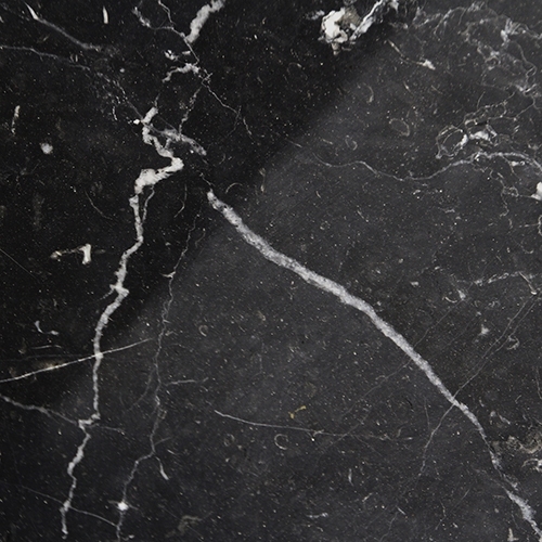 Marbre Nero Marquina avec finition naturelle brillante